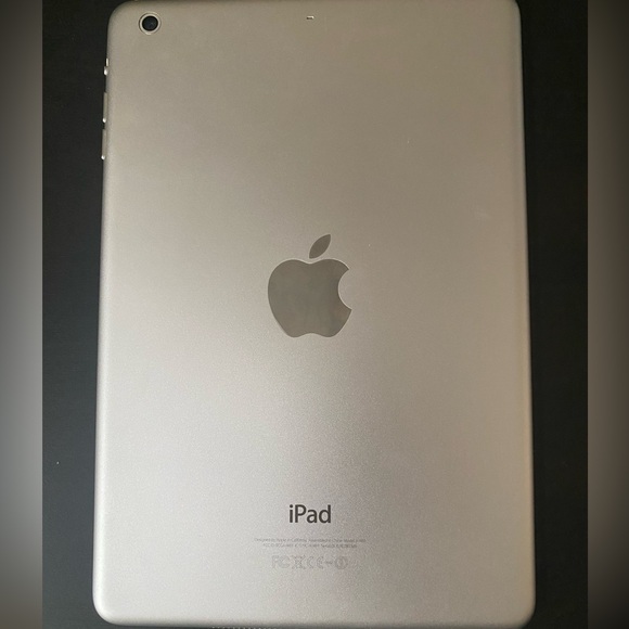 iPad mini 2.     32GB - Picture 3 of 4